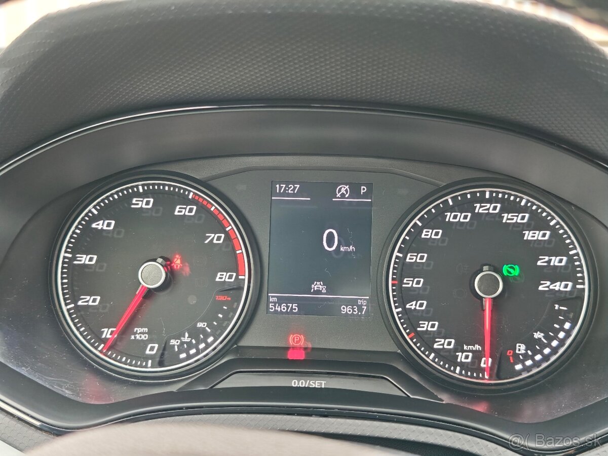 Arona 1.0 ECO TSI 110 Xperience DSG - 14