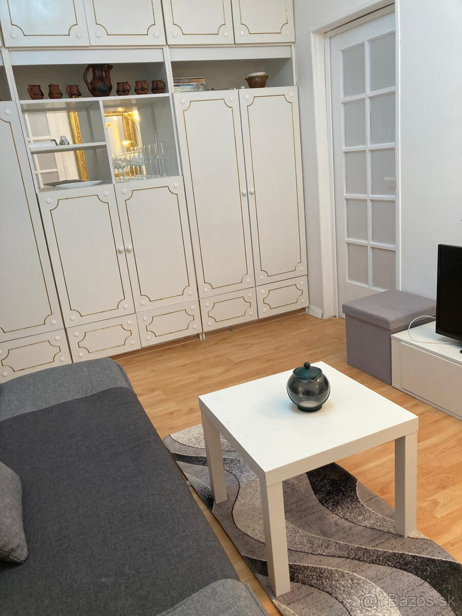 Prenájom 3-izb. bytu - Petržalka - 14