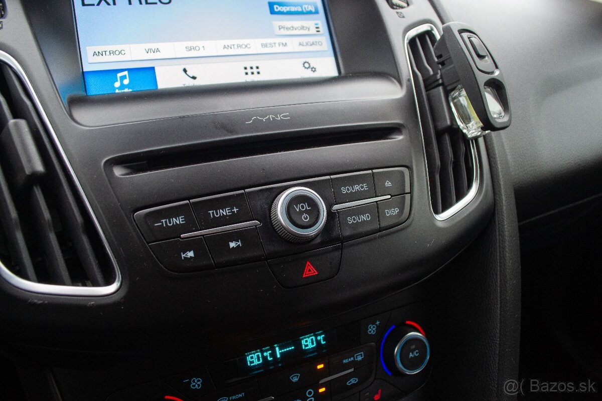 Ford Focus Kombi 1.0 EcoBoost - 14