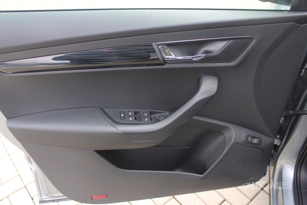 Škoda Karoq 1,5 TSi DSG 110 kW STYLE - 14