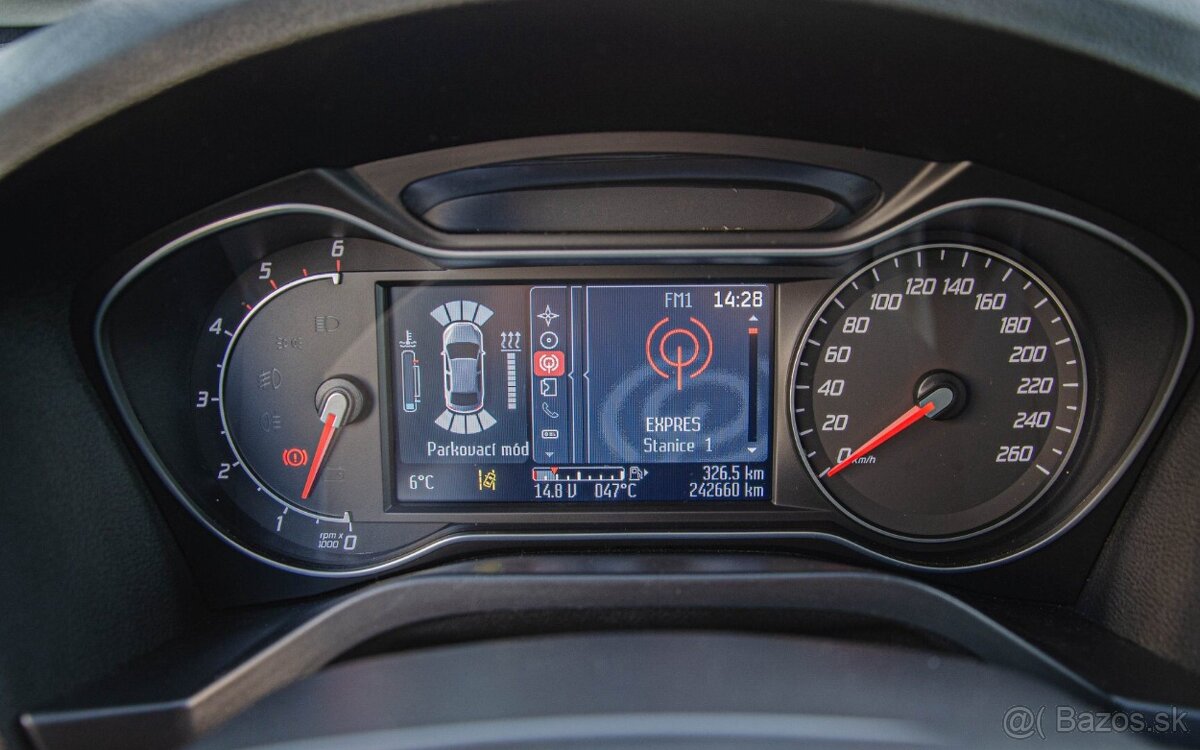 Ford Galaxy 2.0 TDCi DPF Titanium, 103kW, M6, 5d, 7-miest. - 14