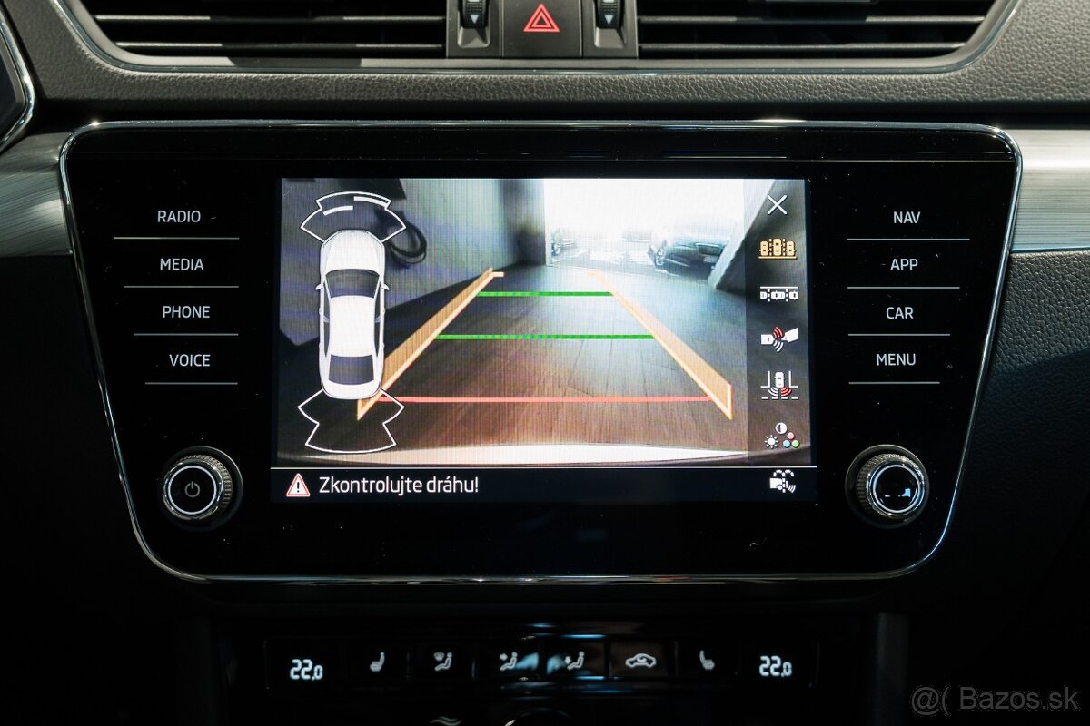 Škoda Superb 2.0 TDI SCR Ambition DSG - 14