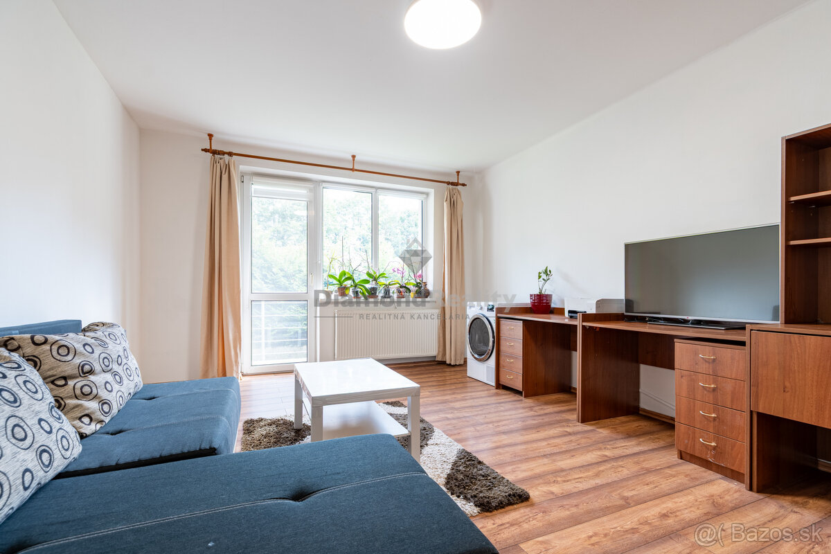REZERVOVANÝ 3 IZBOVÝ BYT S TERASOU, PARKOVANÍM A ZÁHRADOU - 14