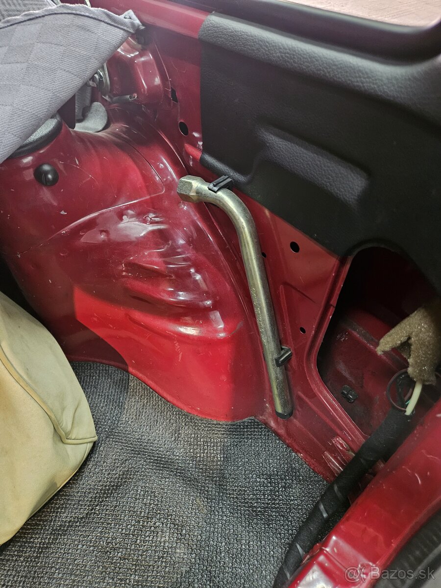 Volkswagen Polo 86C - 14