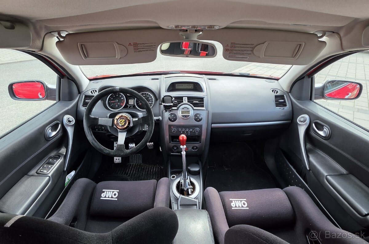 Predám Renault Megane RS 2.0T - 14