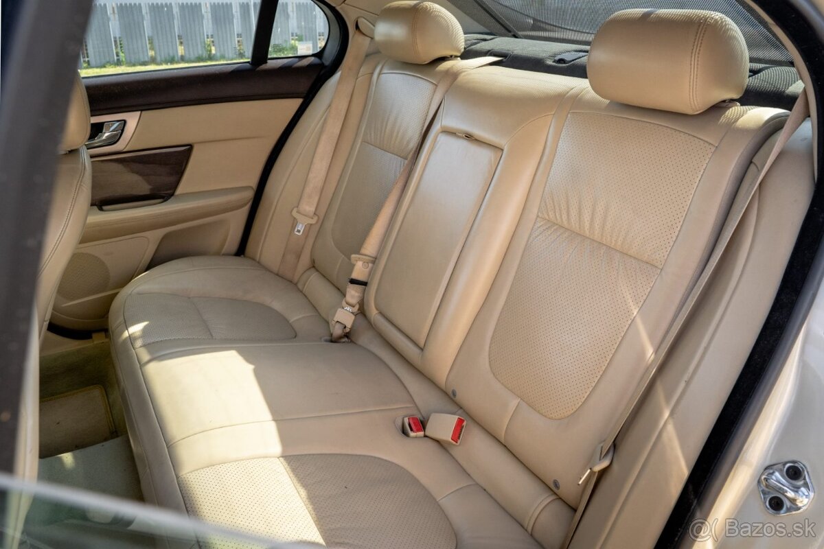 Jaguar XF 3.0 V6 + LPG - 14
