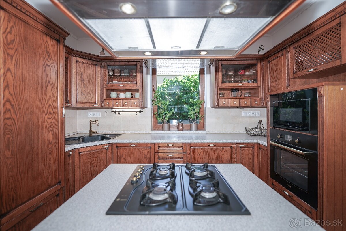 Rodinný dom v obci Rovinka na predaj - 14