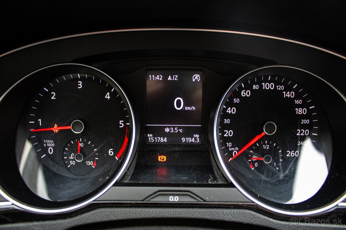 Volkswagen Passat Variant 2.0 TDI BMT Comfortline - 14