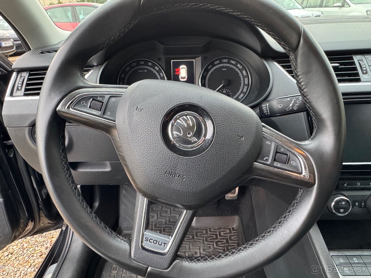 Škoda Octavia Combi SCOUT2.0 TDI DSG 4x4 - 14