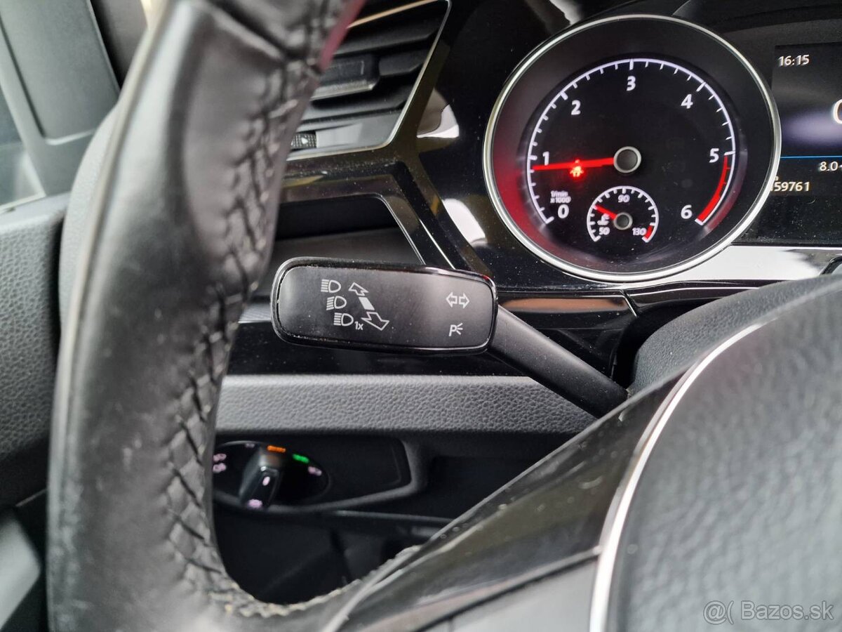 Volkswagen Touran 1.6 TDI SCR 115k Edition Comfortline DSG - 14