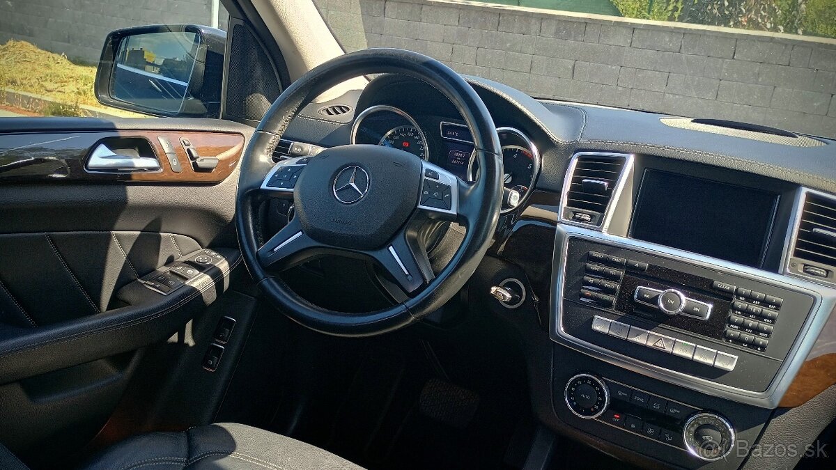 Mercedes Benz GL350 4matic Bluetec - 14