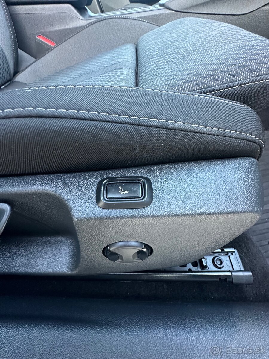 Škoda Octavia 2.0 TDI DSG CLEVER - 14