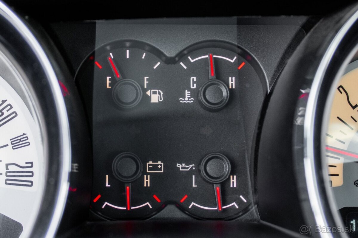 Ford Mustang 4.0L V6 - 14