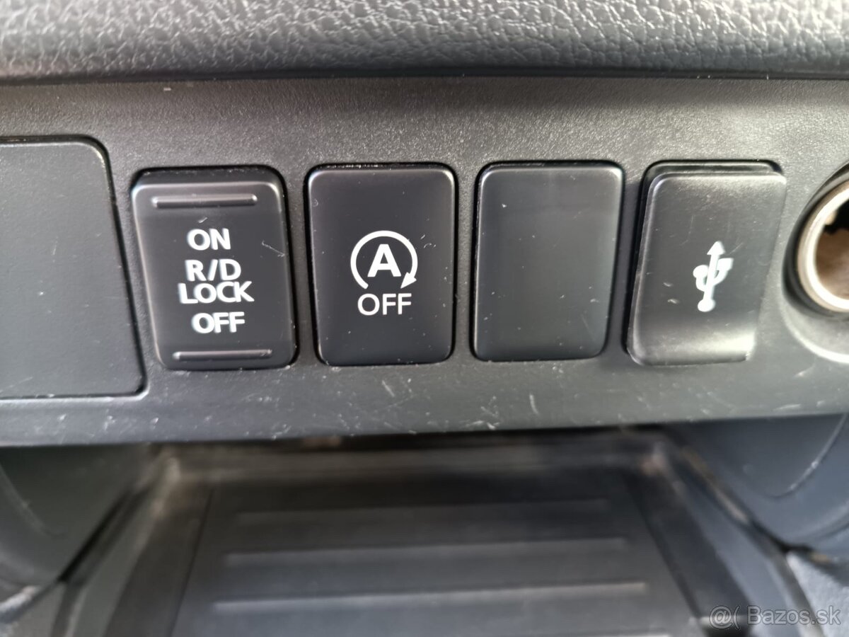 MITSUBISHI L200 DK DI-D 2,2 - NA PREDAJ - 14