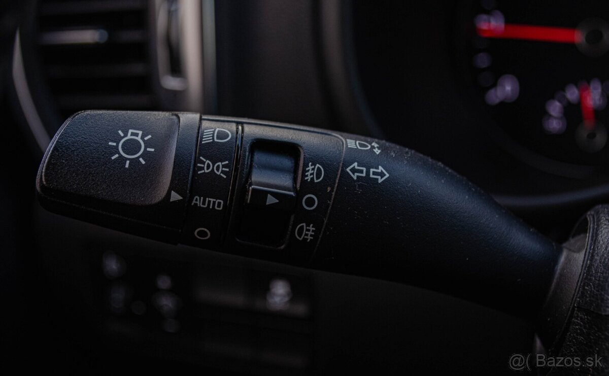 Kia Sportage 2.0 CRDi 4WD A/T - 14