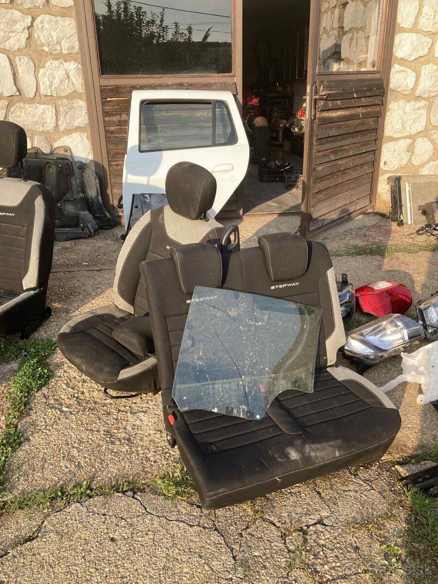 Dacia Duster,Lodgy,Logan - 14