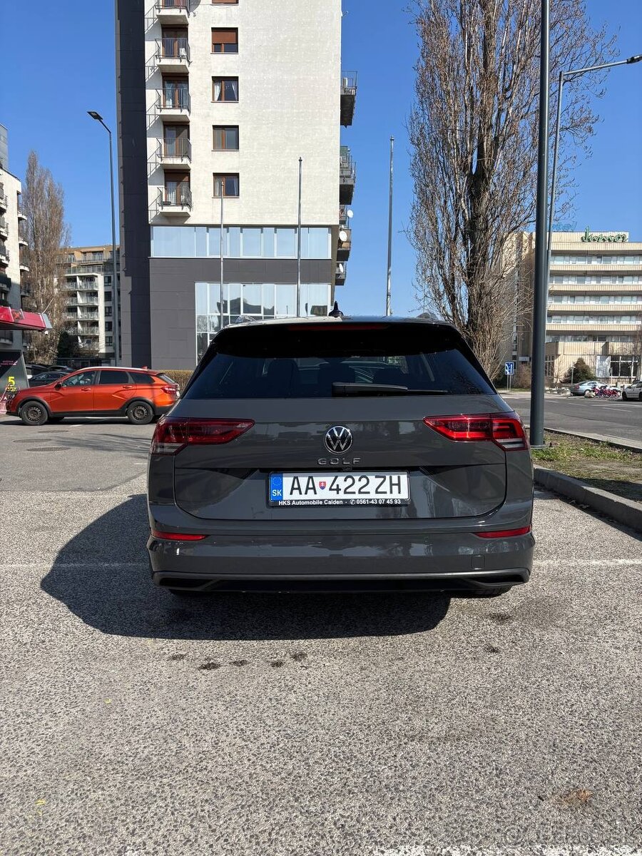 Volkswagen Golf 8 TDI 2.0 - 14