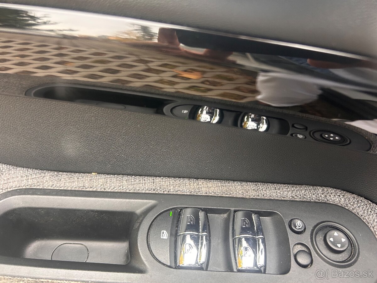 Mini Countryman 1,5 benzín ALL4 zľava - 14