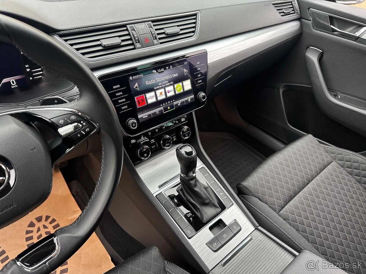 Škoda Superb III Combi Facelift - 14