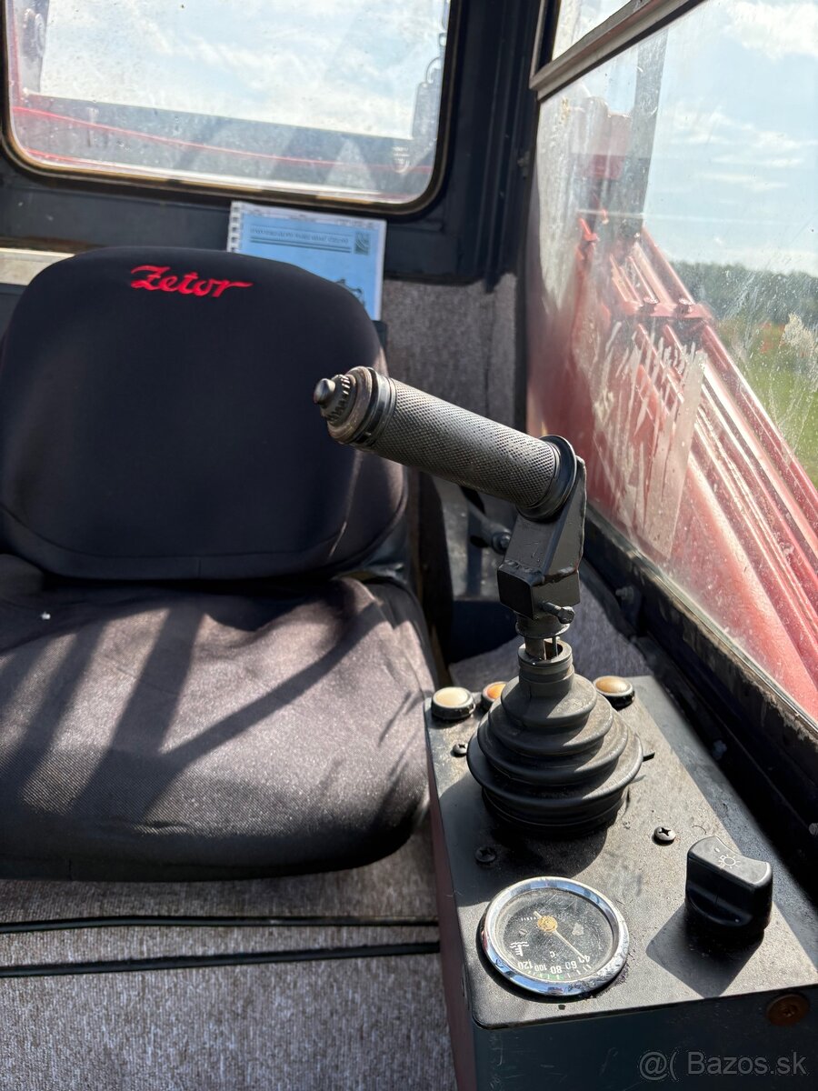 Predám nakladač UNC 060 - 14