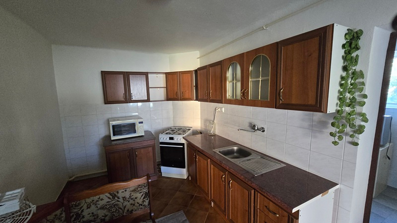 Pekný dom v Leviciach - na Mudroňovej ul. - poz. 706 m2 - 14