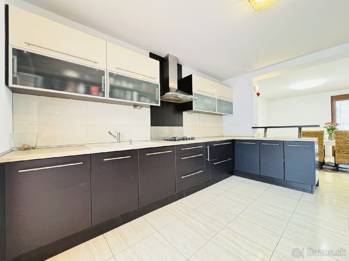 Na predaj 5i RD v obci Pernek. - 14