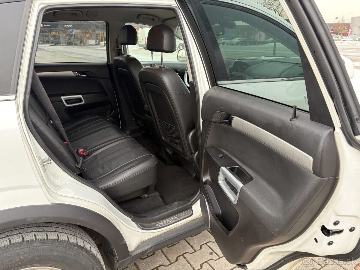 Opel Antara 2.2 CDTi 2016 MAX VÝBAVA - 14