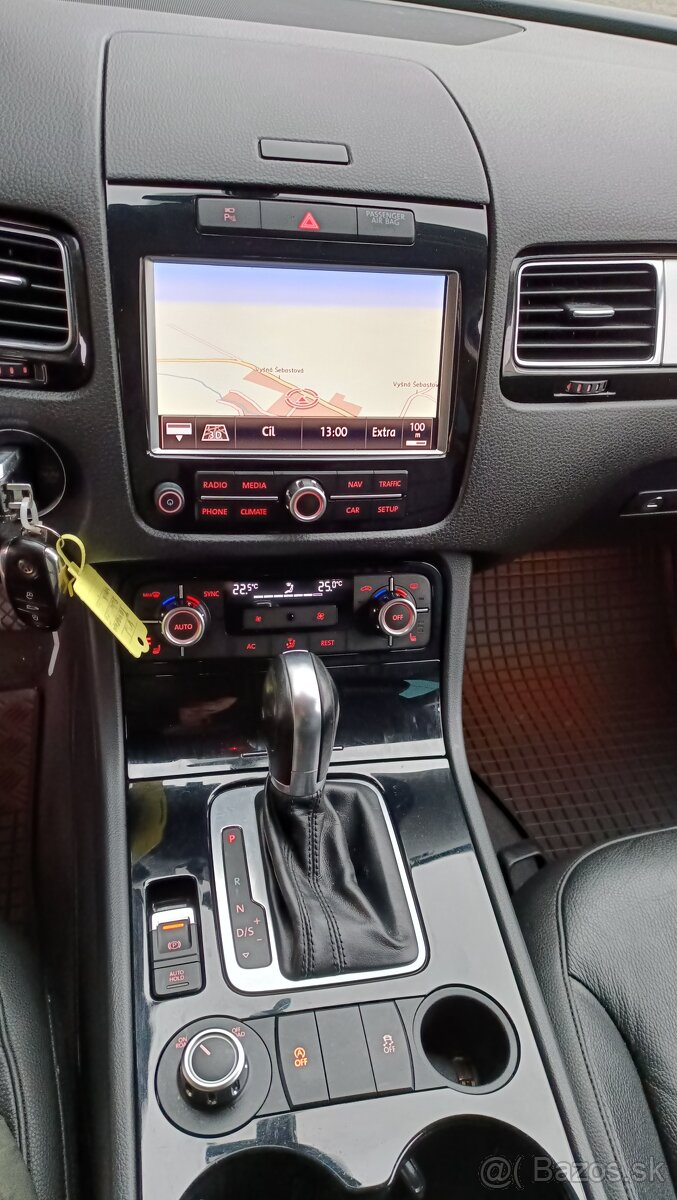 VPLKSWAGEN TOUAREG 7P BLUEMOTION 3.0 TDI V6 150 kW - 14