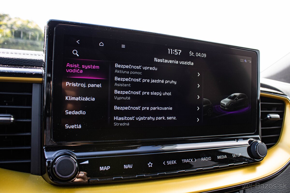 Kia XCeed 1.5 T-GDi Platinum A/T - 14