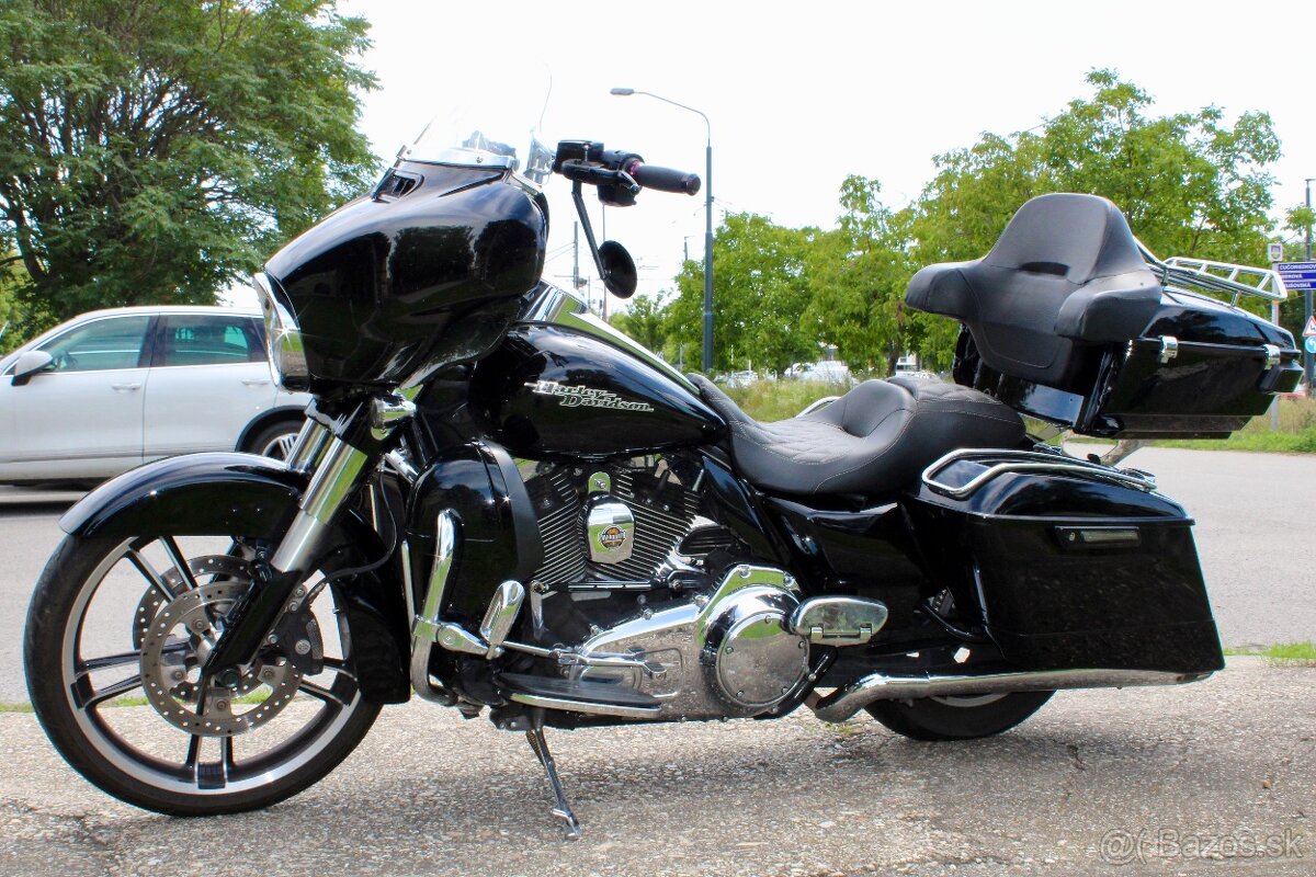 Harley Davidson Street Glide Custom - 14