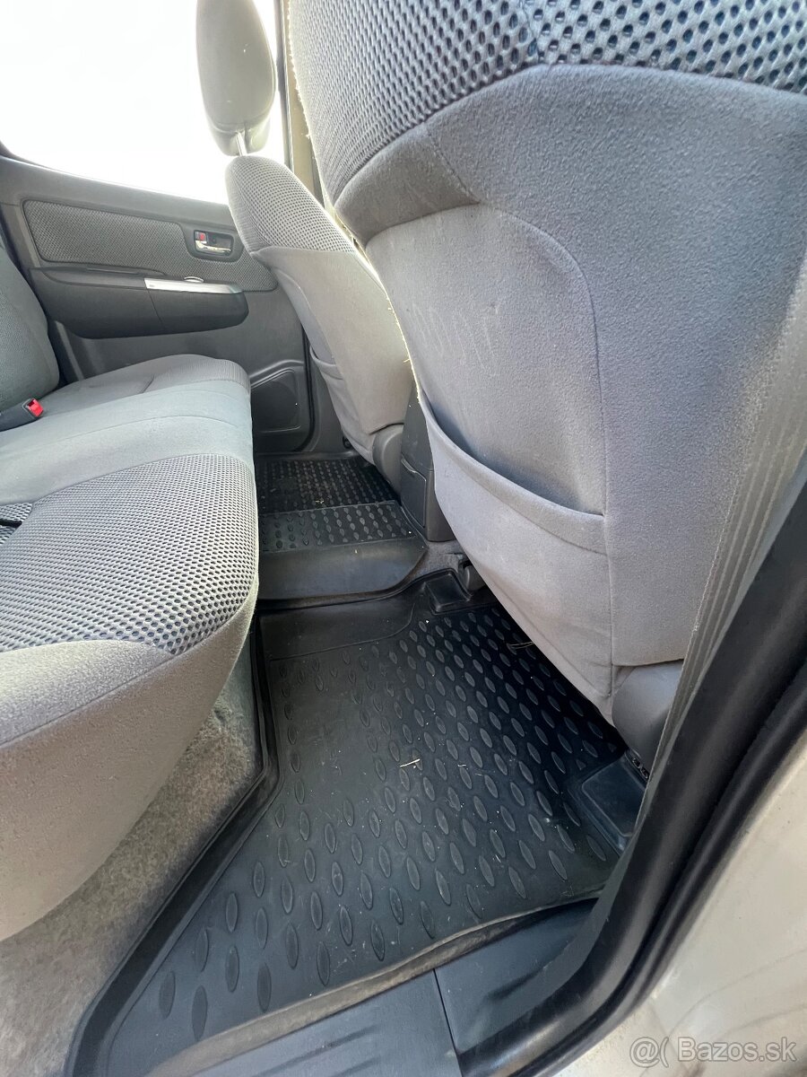 Toyota Hilux 2.5 D-4D 4×4 165 000km - 14