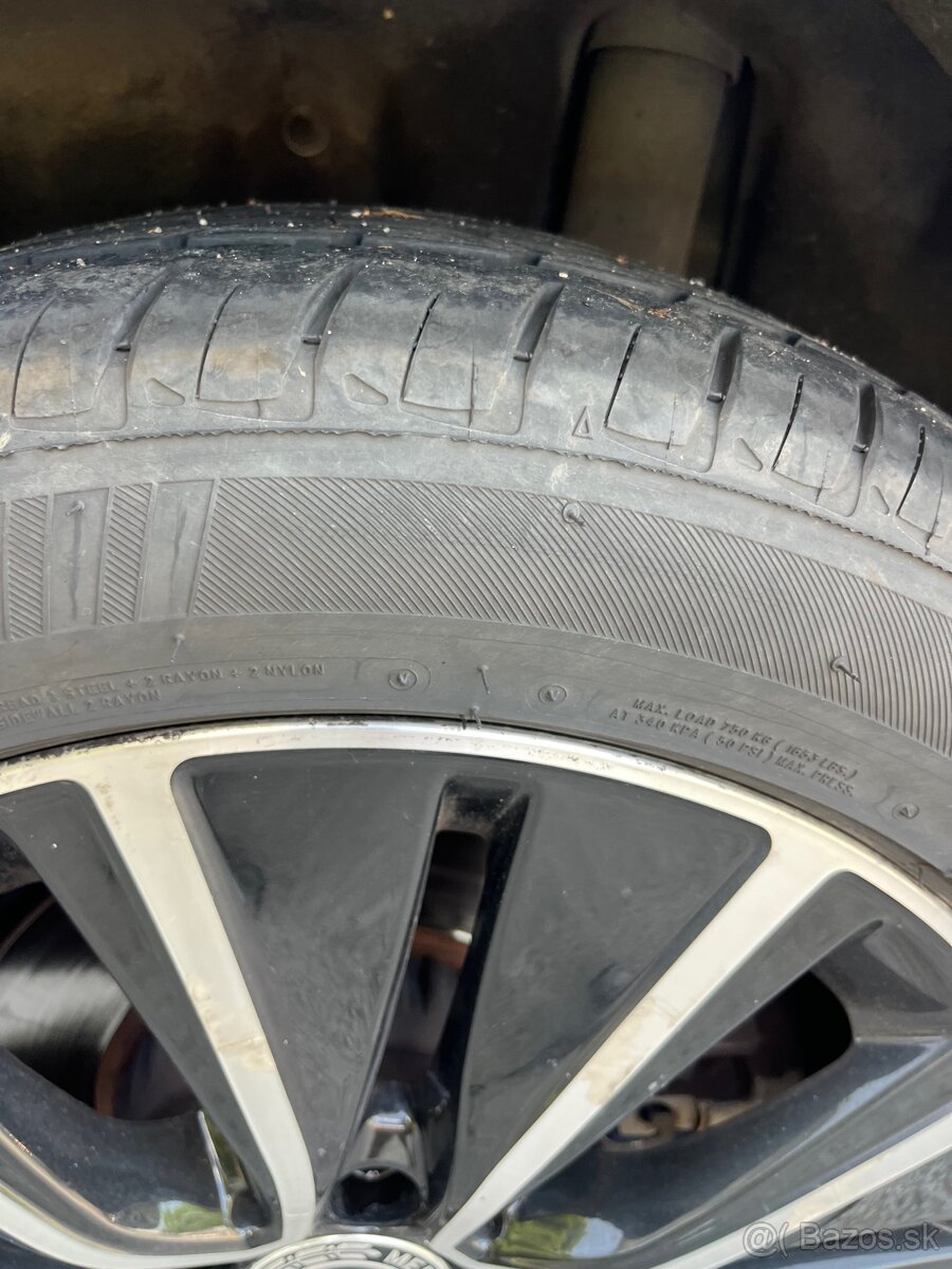 Mercedes-Benz C 220 trieda - 14