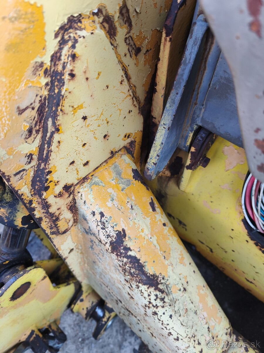 Unc 750 ( locust, unc 060) - 14