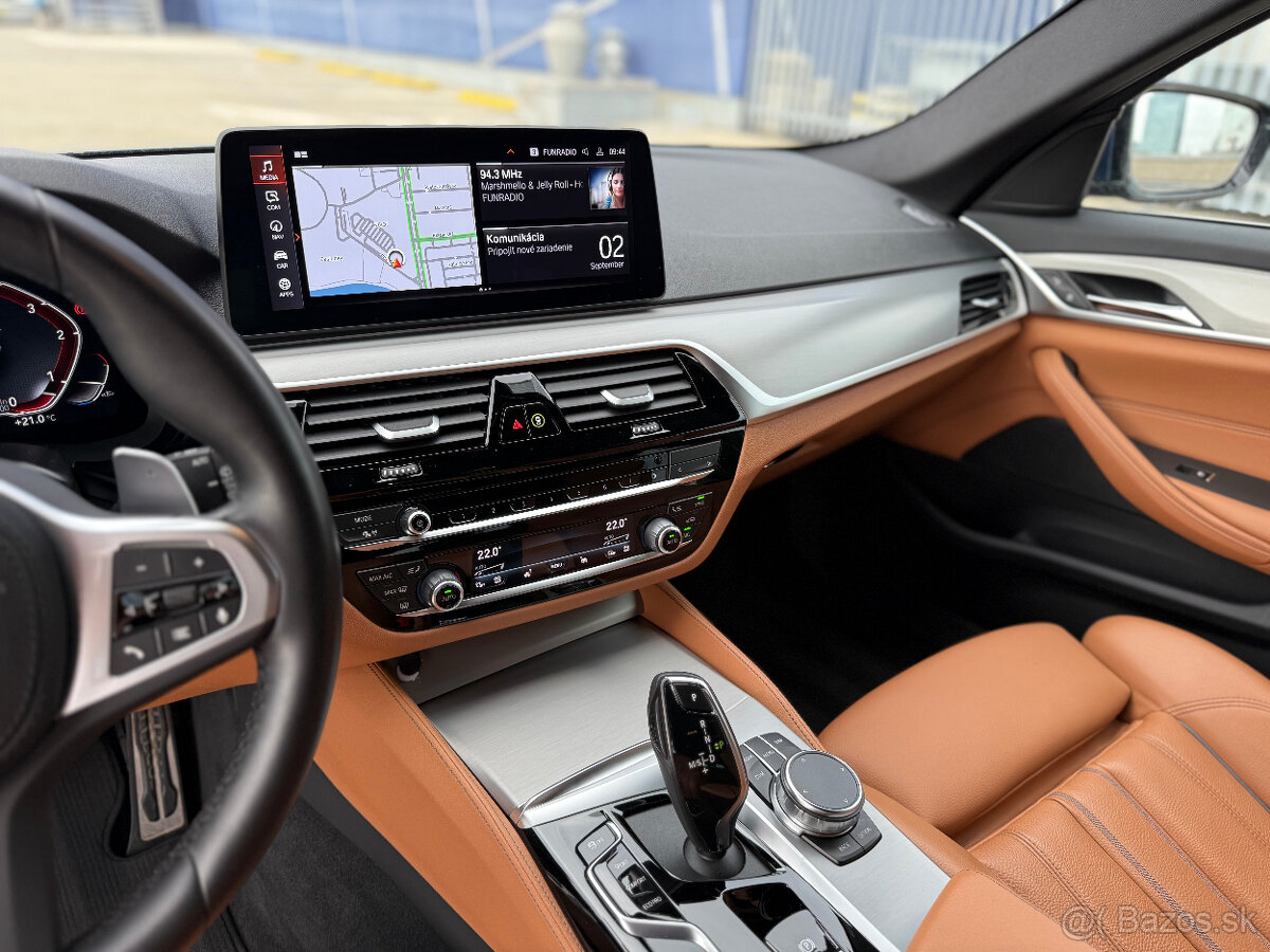 BMW 530d xDrive Touring M-Sport 2022, 35 102km, ZÁRUKA - 14