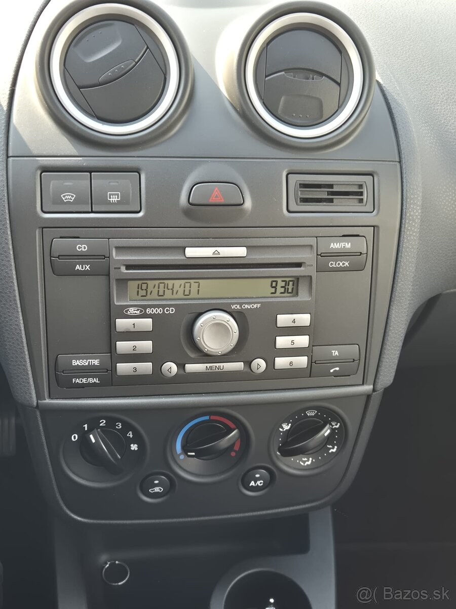 Ford Fiesta 1.25i - 14