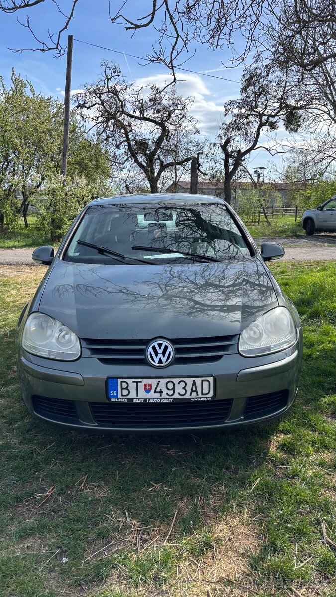 Volkswagen Golf - 14