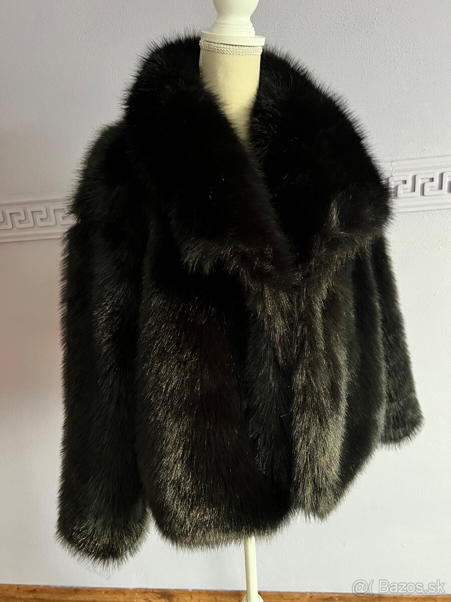Nový čierny kožúšok - 14