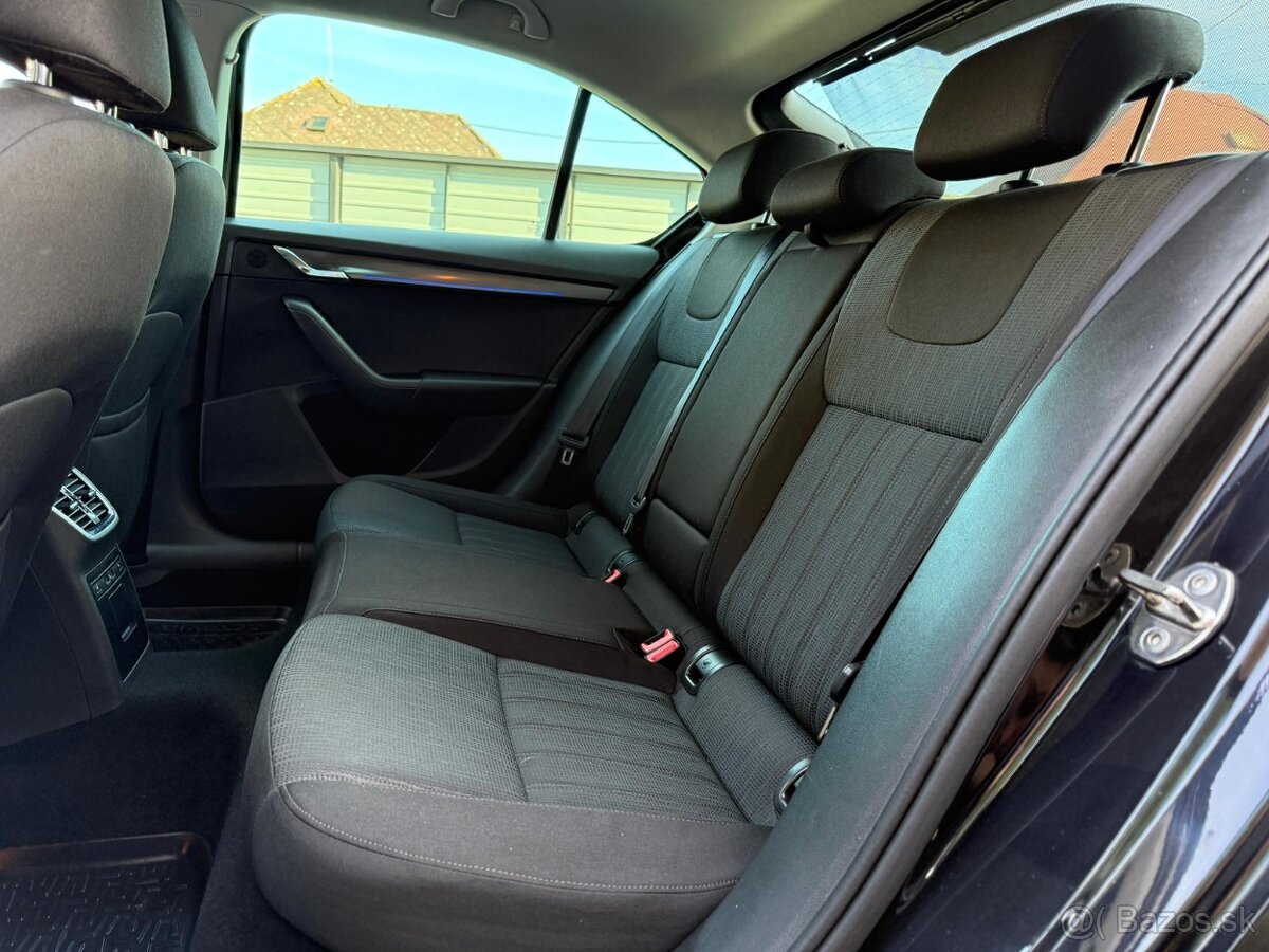 Škoda Octavia 1.4 TSI Style - 14