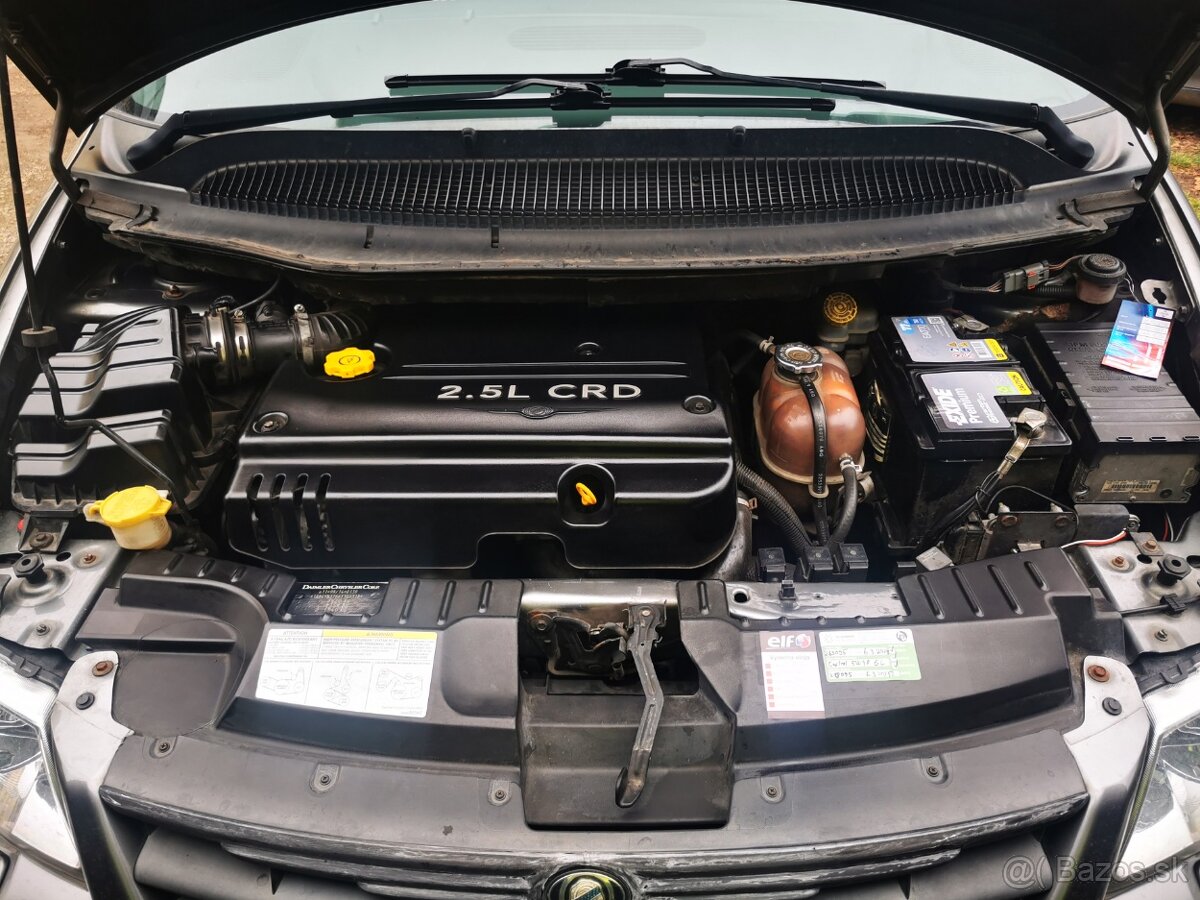 Chrysler Voyager 2,5LX CRD 2006 - 14
