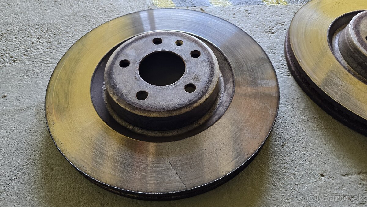 Predne brzdy Audi S4 / S5 B8 - 14