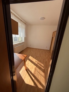 NA PRENÁJOM 2 IZBOVÝ BYT+KK+PARKOVANIE TRENČÍN, SIHOŤ 1 - 14