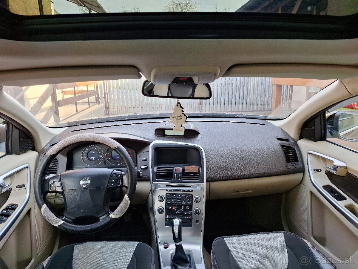 Volvo XC60 2.4 D5 136kw MANUÁL - 14