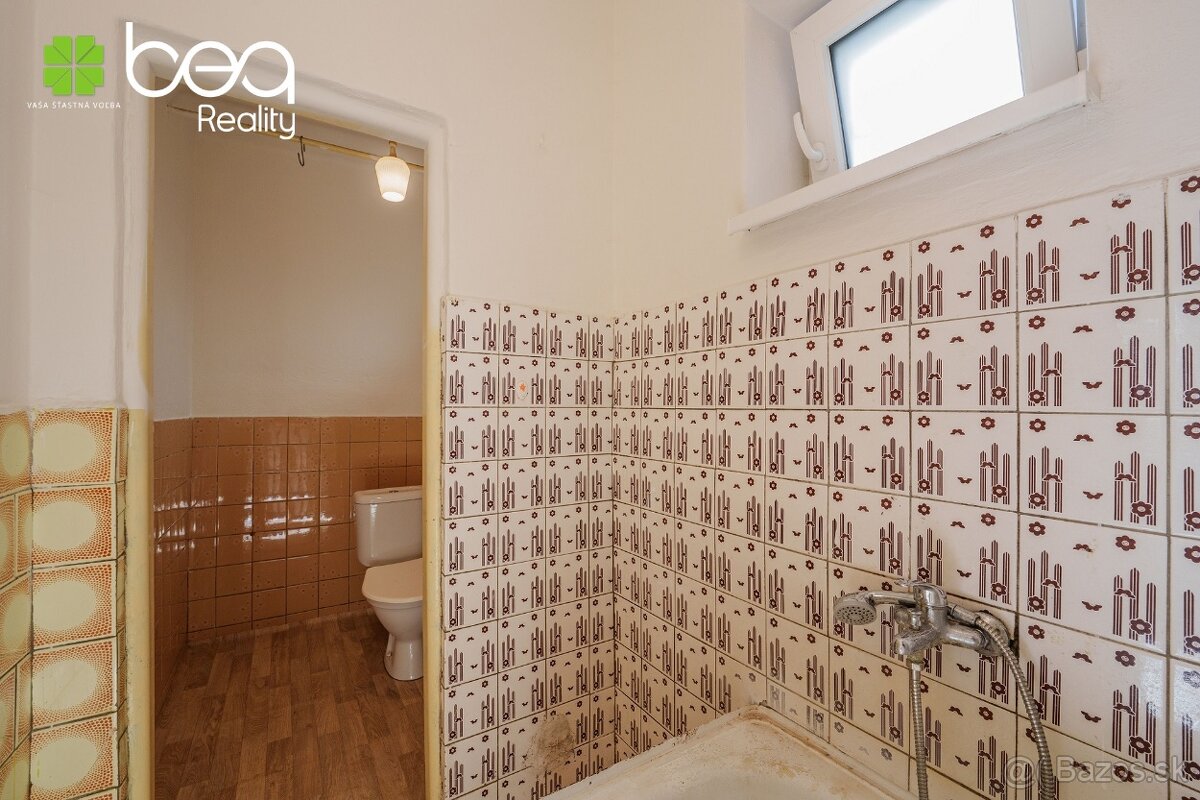 NA PREDAJ: Rodinný zrenovovaný dom, Ordzovany, okr. Levoča - 14