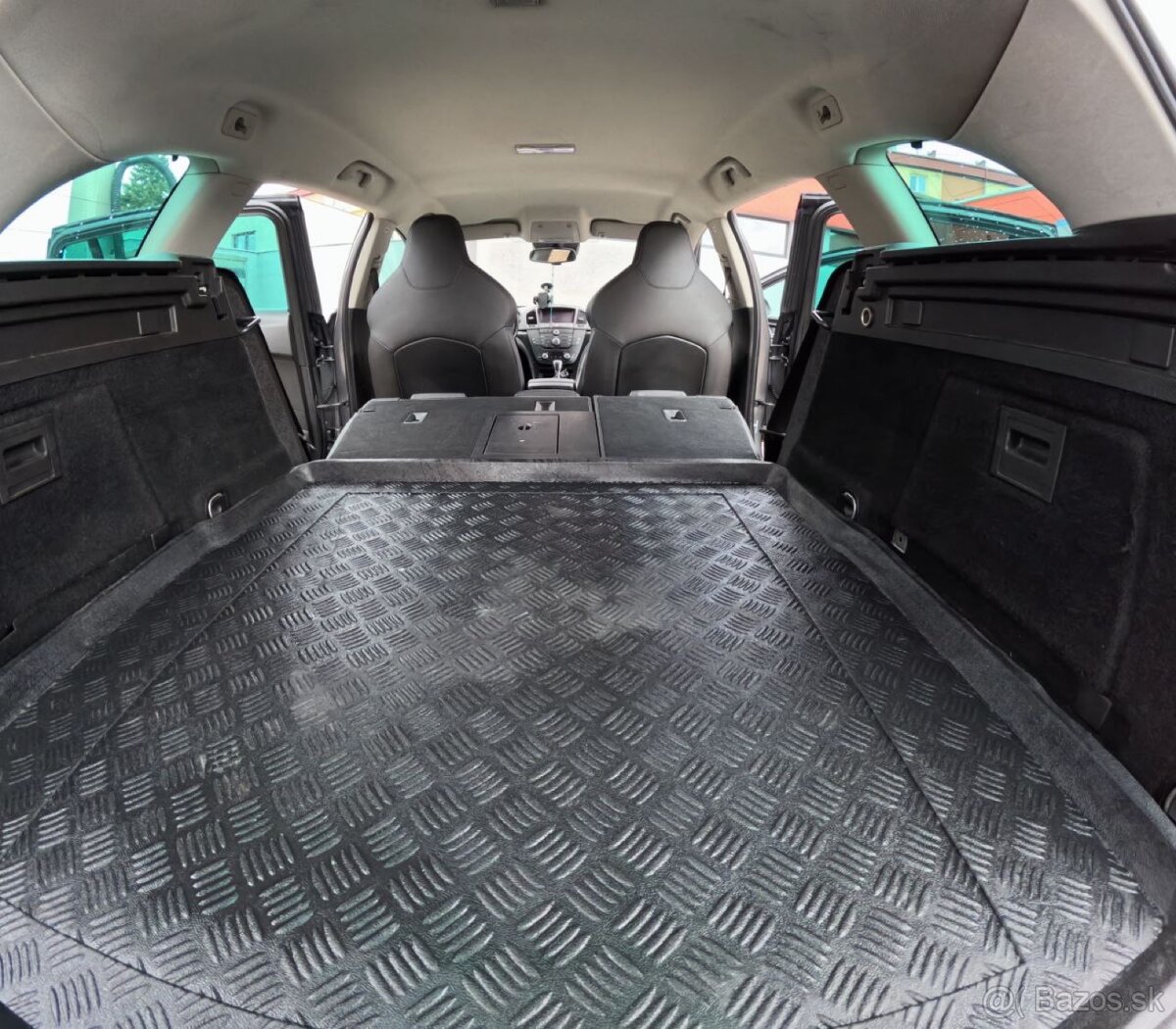 Opel insignia ST - 14