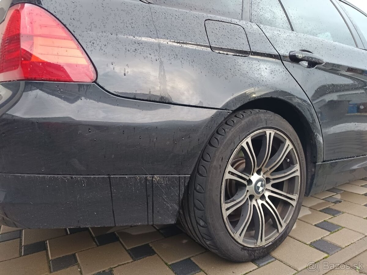 BMW 318d Touring - 14