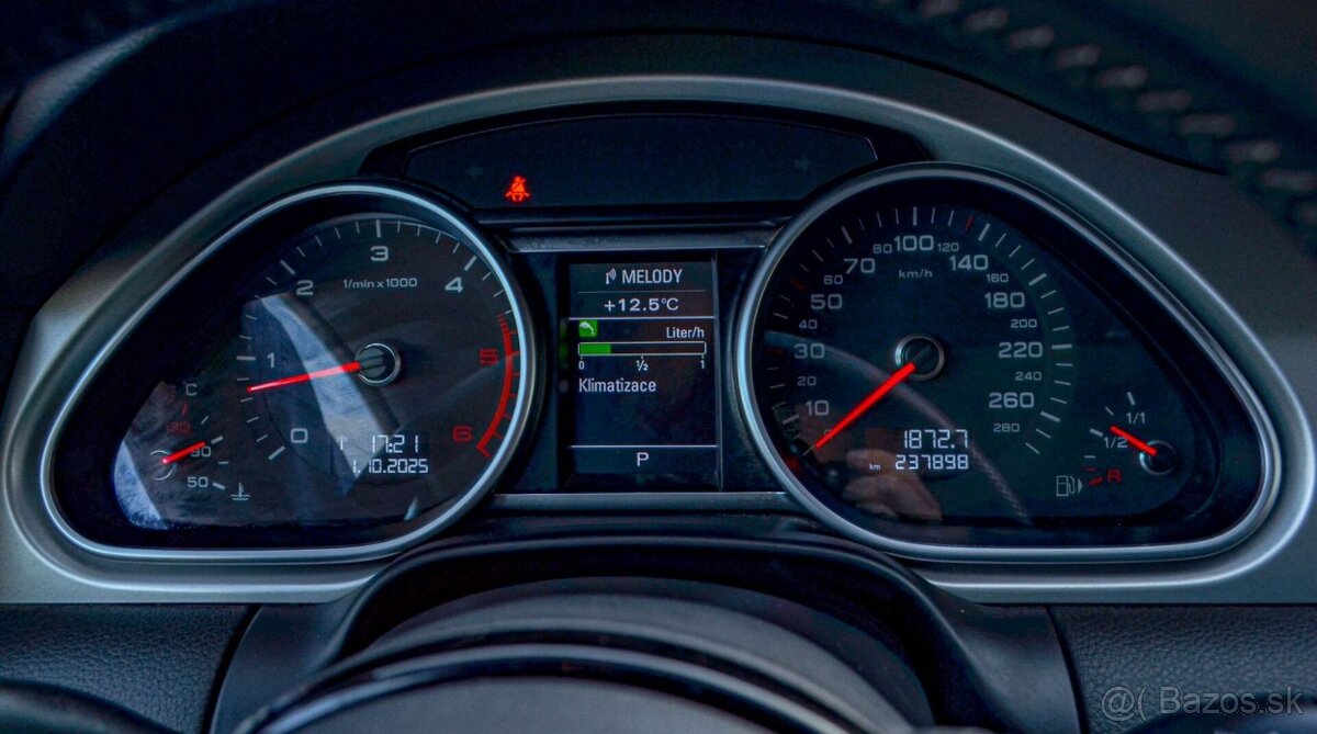 Audi Q7 4.2 TDI V8 quattro - 14