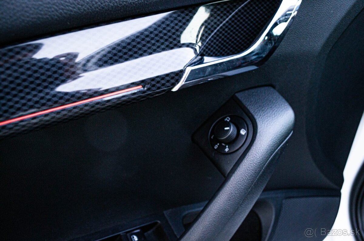 Škoda Octavia Combi 2.0 TDI RS DSG 4x4 - 14