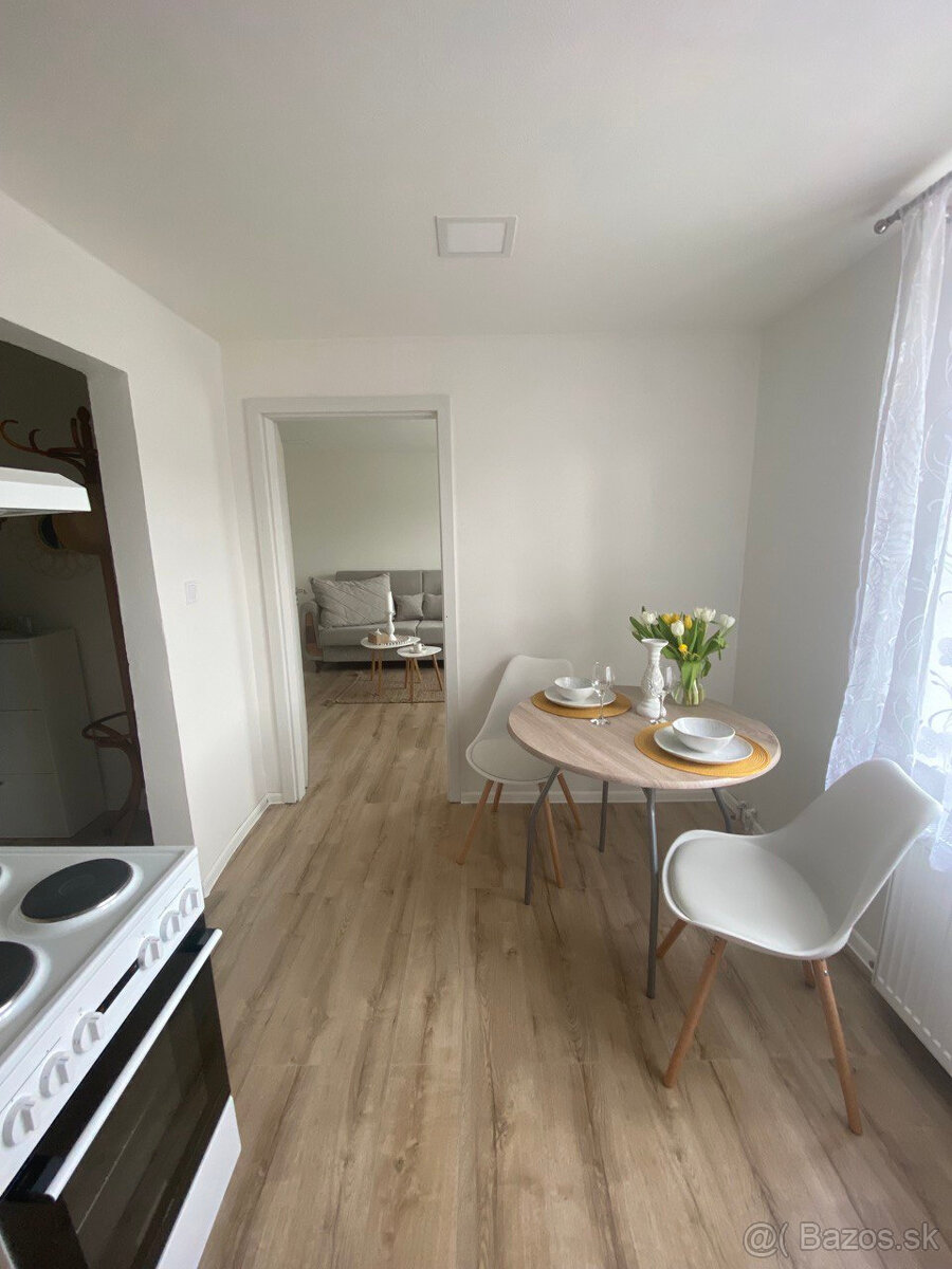 Prenájom 1-izbový byt v Handlovej - 14