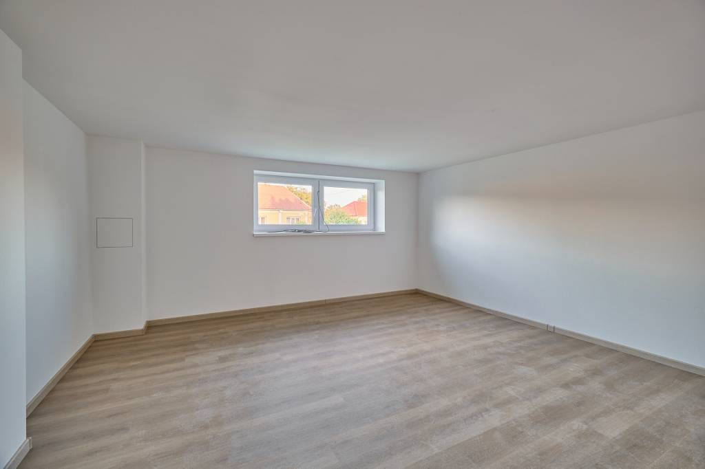 3-IZBOVÝ BYT (+veľká pracovňa V CENE), VEĽKÝ ŠARIŠ, OKRES PR - 14