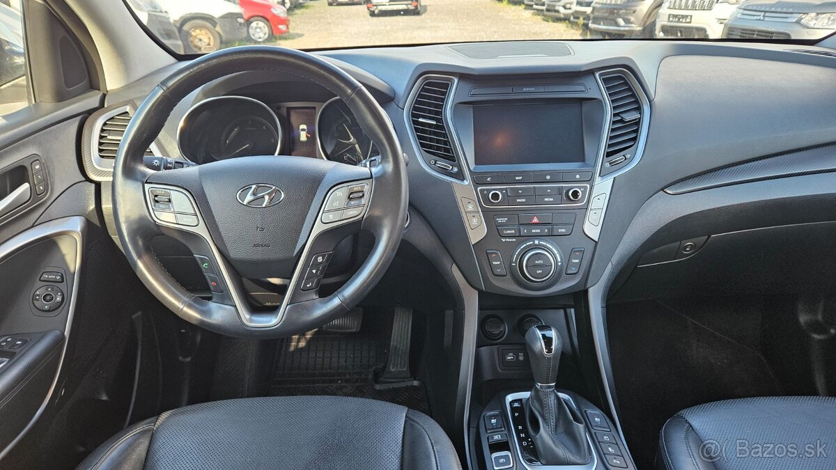 Hyundai Santa Fe 2.2 CRDi 4x4 Premium A/T - 14